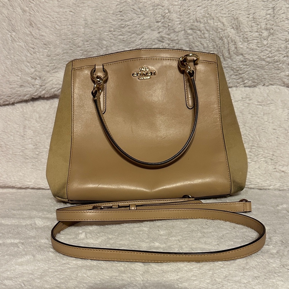 Vintage Coach Beige Leather and Suede Shoulder Bag - Picture 13 of 14